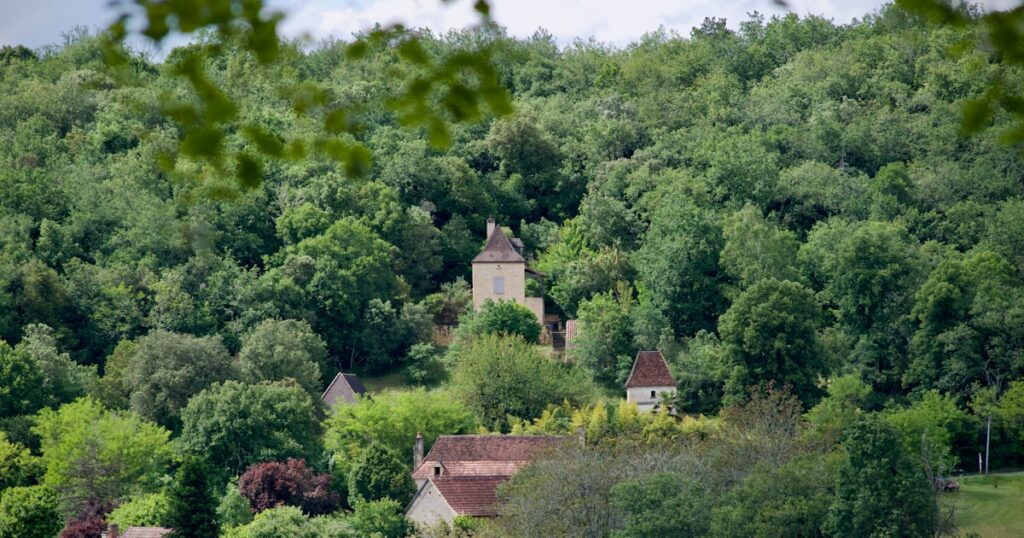 Lycée polyvalent de la Céramique Henry Moisand – Lycée des métiers arts-design-céramique – Longchamp — Longchamp